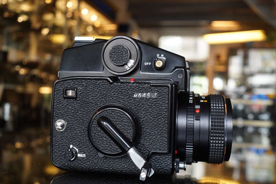 Mamiya 645J kit with 80mm F/2.8 lens and Metered Prism Finder
