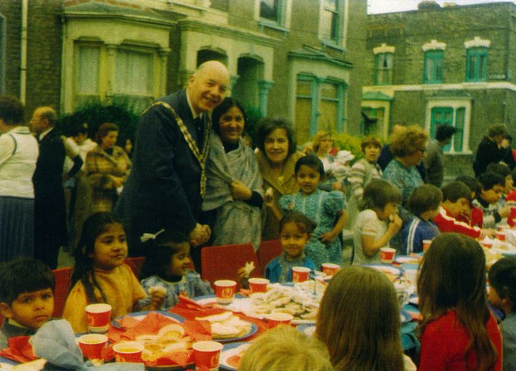 Fiona Tan – Vox Populi London