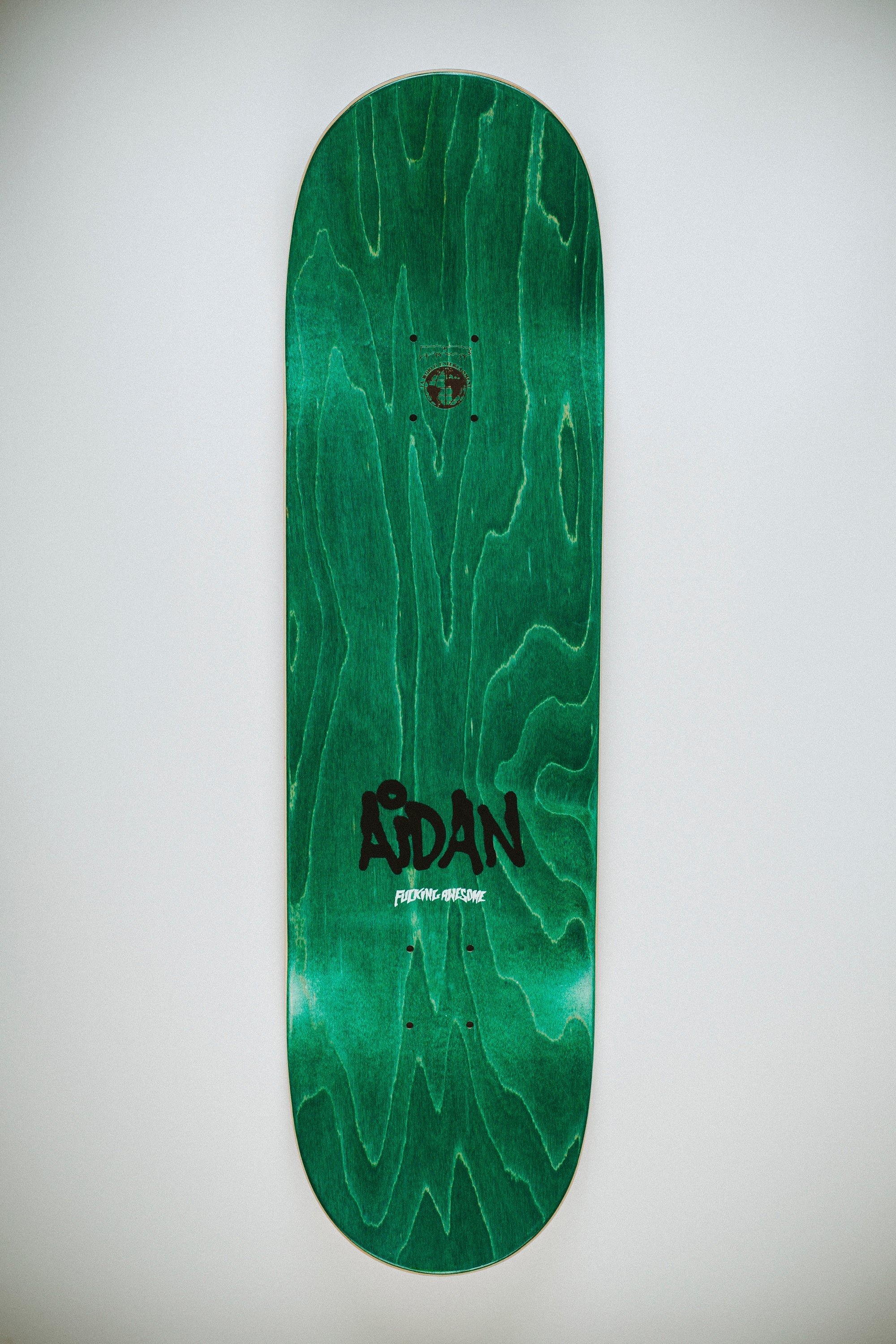 Aidan Mackey No World Order – Fucking Awesome Japan