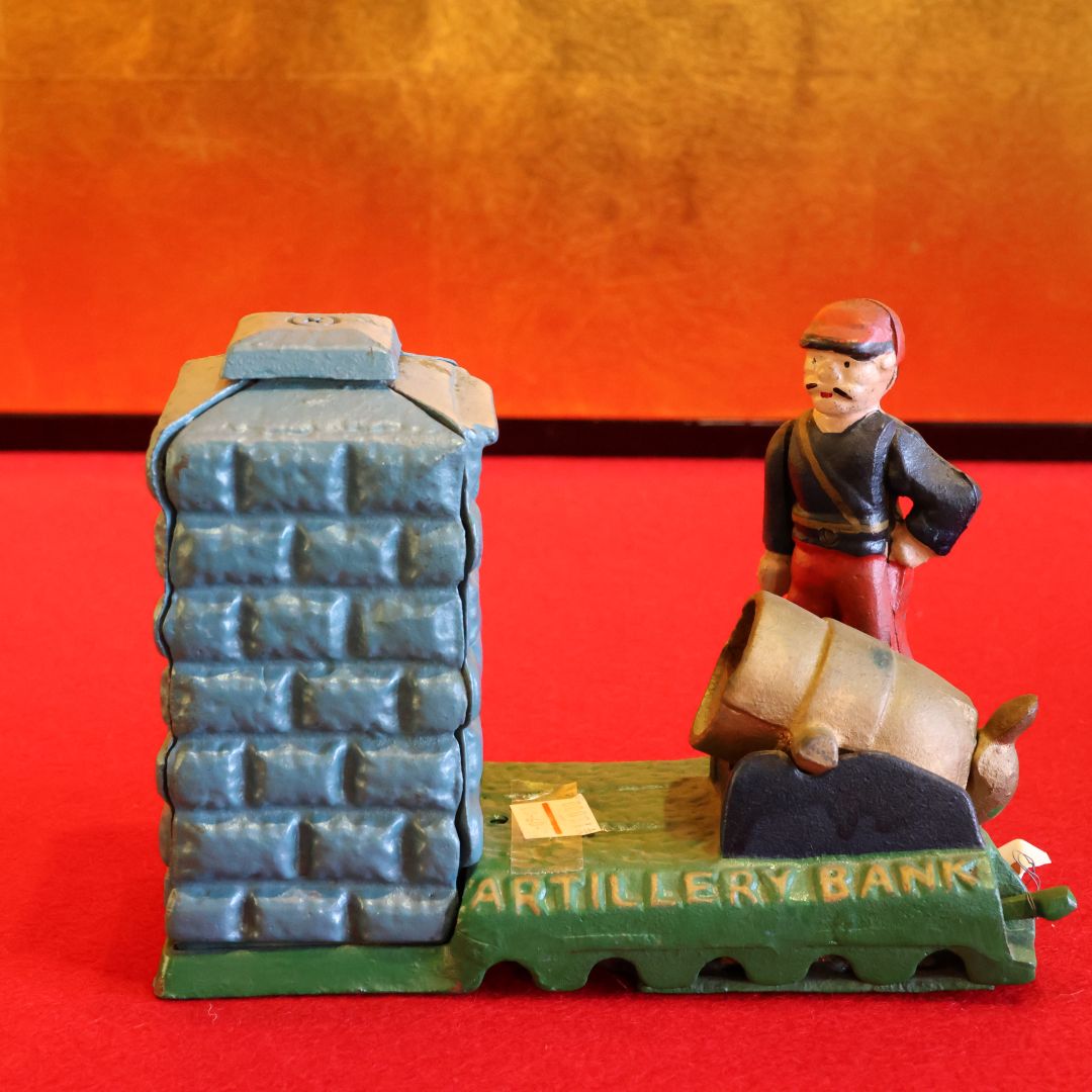 福岡レトロ 砲兵 からくり貯金箱 鉄製