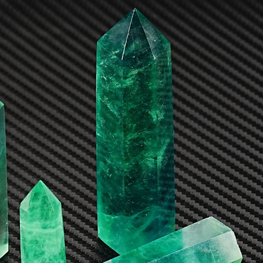 フローライトグリーンタワー 天然石蛍石六角柱 ハ行|天然石