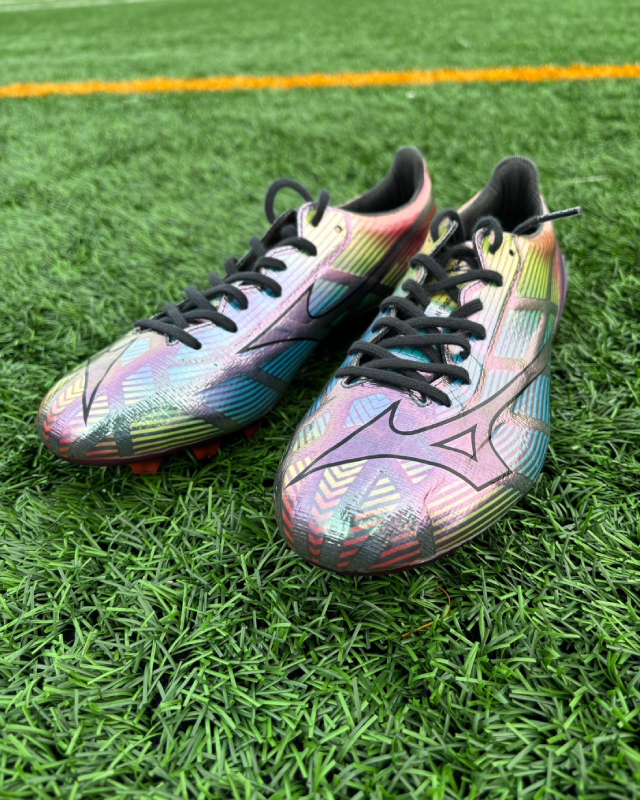 スピードは、新次元へ。『ミズノアルファ2JAPAN』1/11（土）店頭限定