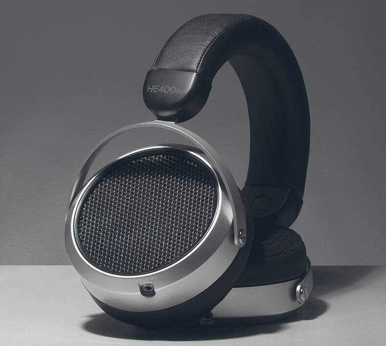 HiFiMAN HE400se レビュー】有りえんコスパの平面駆動開放型