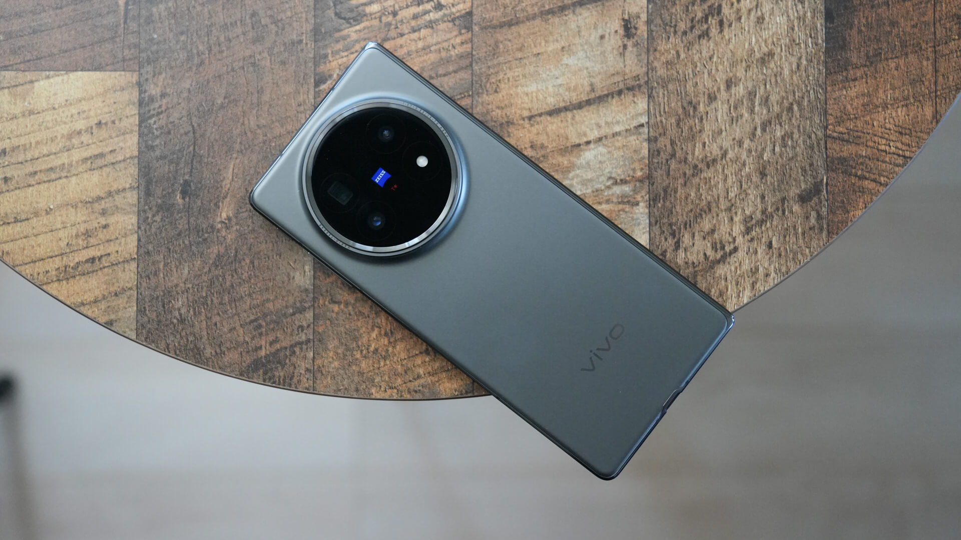 vivo X Fold 5 グローバル版が来たぞ！GMS標準対応で隙がない折畳式