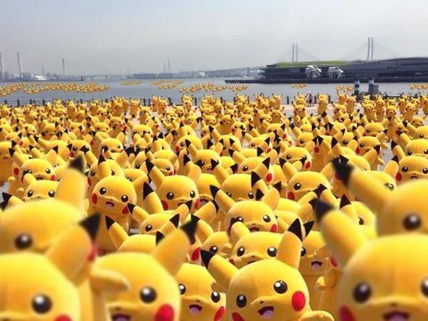 ピカチュウ、今年も1,000体以上で大量発生！“踊る？ピカチュウ大量発生