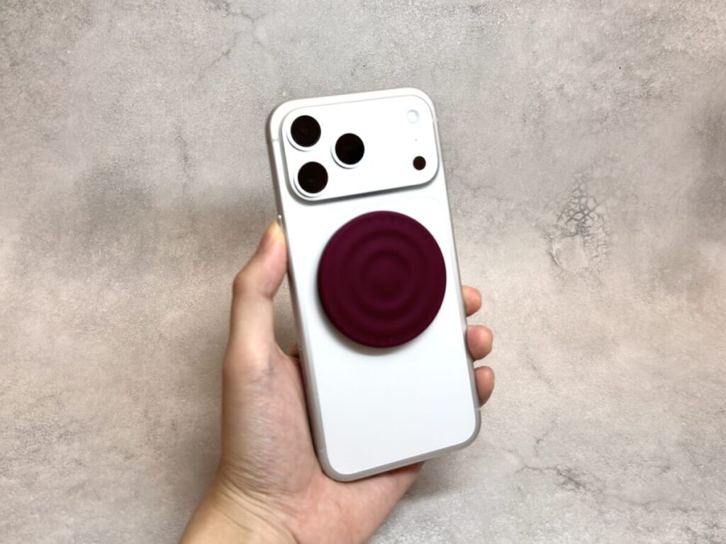 プレゼントにも】CASETiFY「ウェーブシリコングリップスタンド