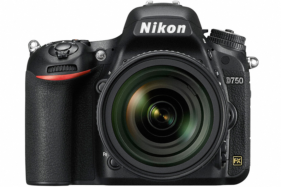 チルト液晶モニターとWi-Fi機能を搭載したフルサイズ一眼レフ「ニコン