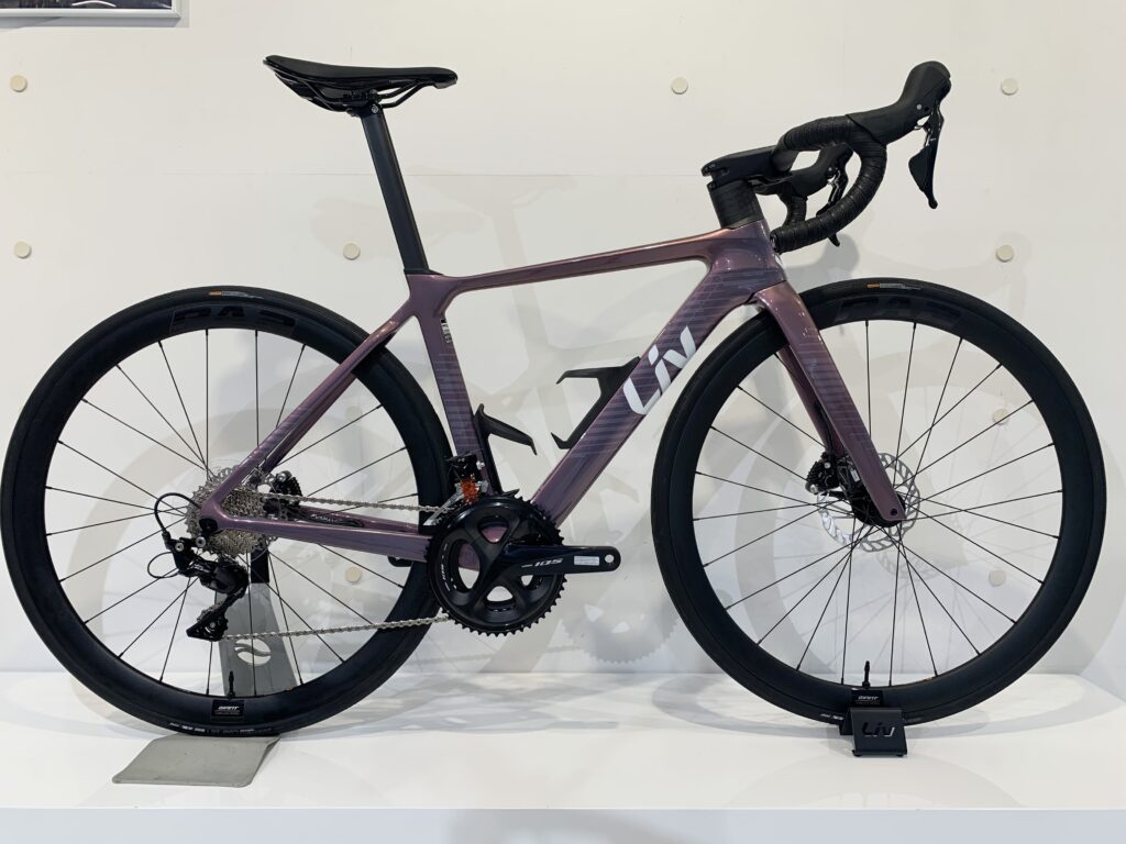 Liv】新モデル『ENVILIV ADVANCED 2』入荷しました！ ｜ ジャイアント