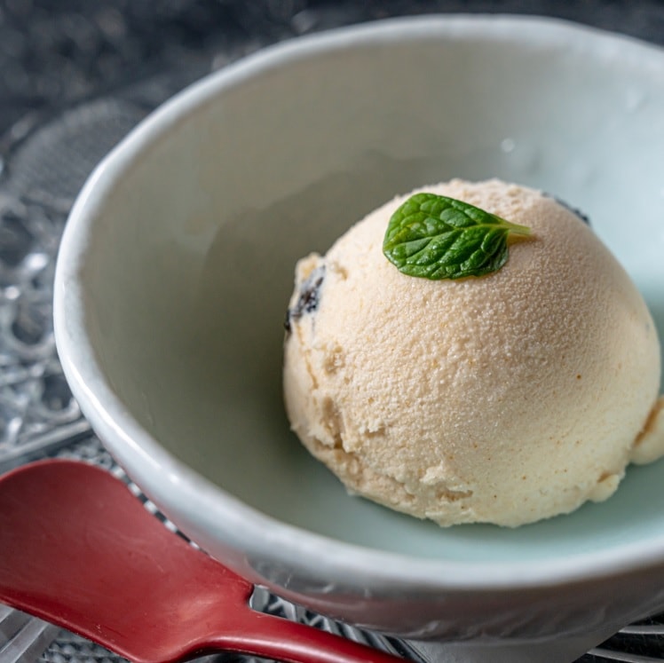 一本義久保本店「吟香梅 般若刀 720ml」どこにもない種類の味の梅酒の