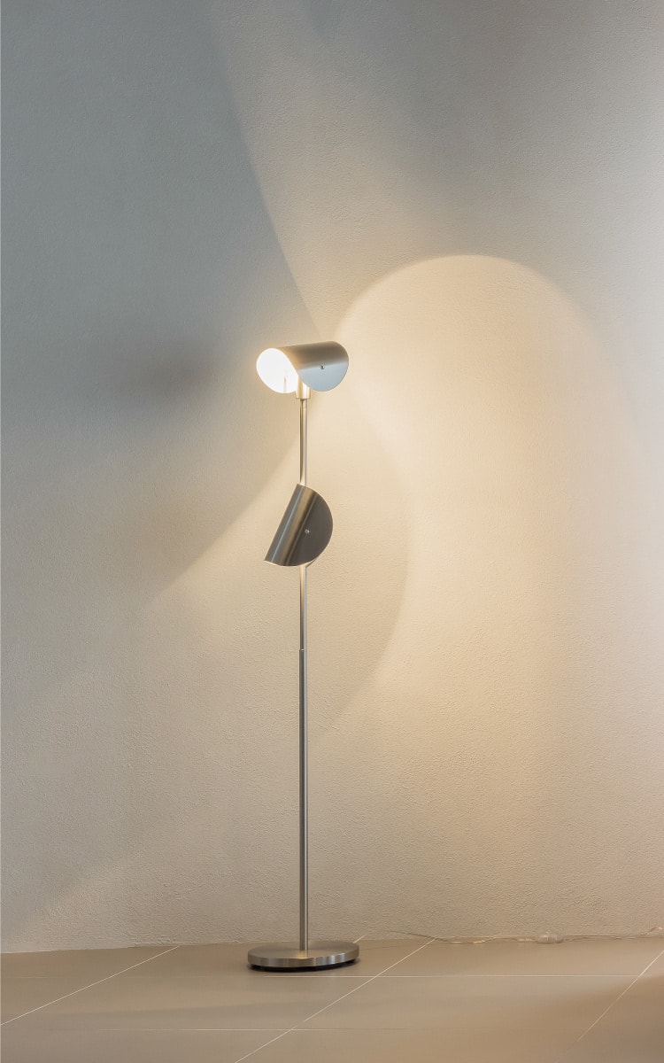 Ferrum フェルム フロアライト | すべての商品 | INTERFORM INC.ONLINE