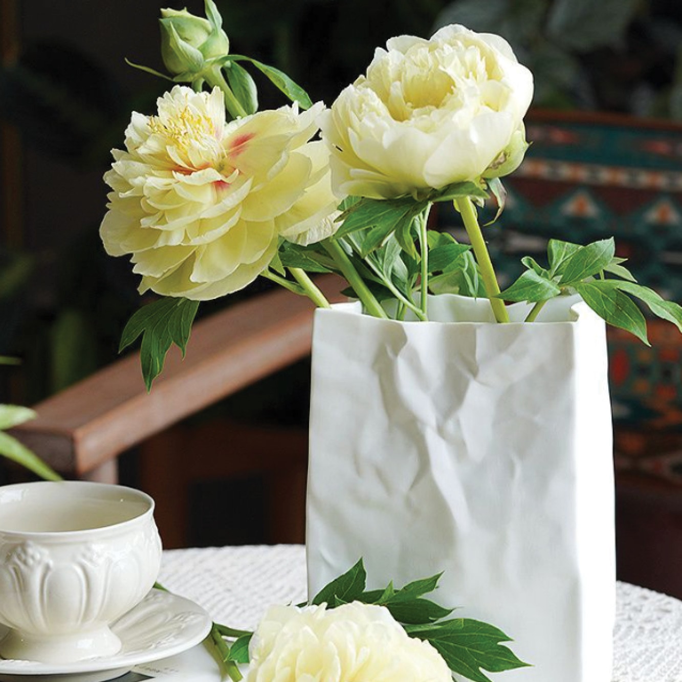 VeroMan 花瓶 一輪挿し 紙袋風 くしゃくしゃ 花 フラワーベース 陶器