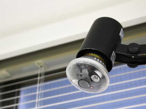 電球ソケットに挿し込むだけで防犯カメラに早変わり！防犯対策に最適な