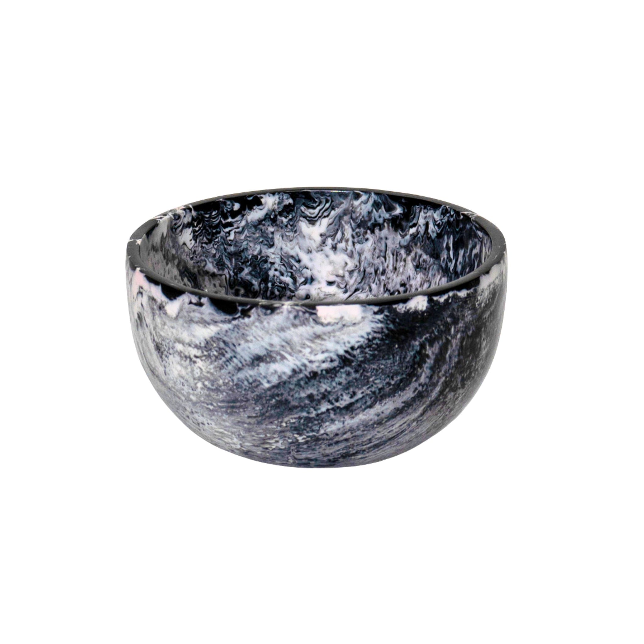 Lucente Black & White Resin Snack Bowl – Godinger
