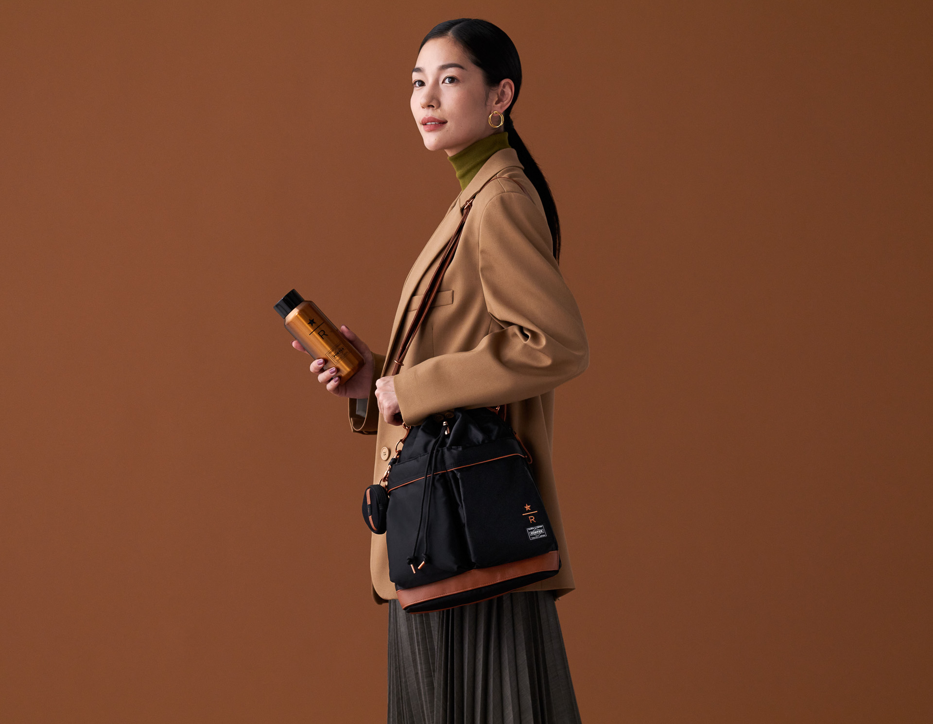 スターバックス「PORTER（ポーター）」コラボのバッグ/ボトルを発売。5
