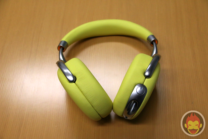 レビュー】世界最先端のBluetoothヘッドホン「Parrot Zik 2.0」の外観