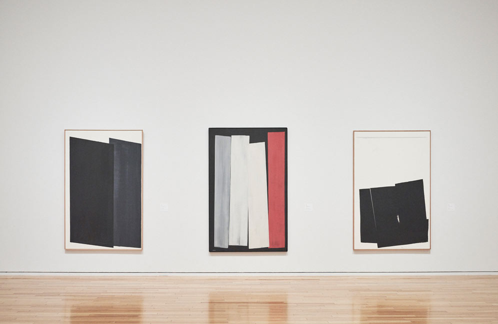 展覧会】「篠田桃紅展」血の通った抽象表現 - アートの森