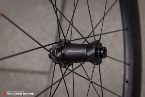 Vision Metron 60 SL Disc on test | GRAN FONDO Cycling Magazine