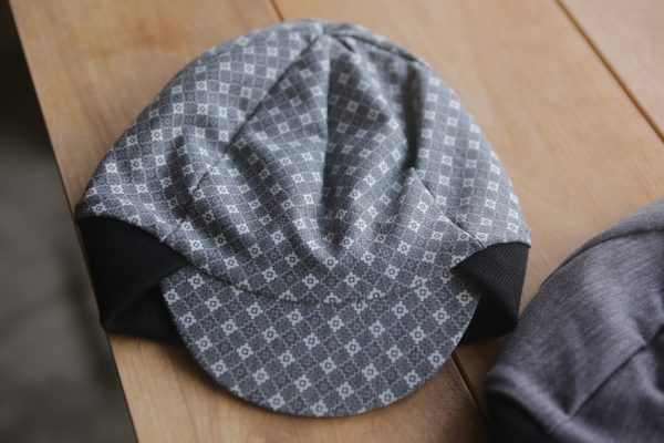 この冬から始める CAFÉ DU CYCLISTE カフェドシクリステのネック