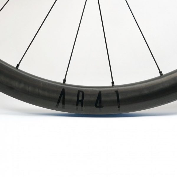 BH G4 カーボン レイノルズカーボンホイール アルテグラR8000グループ