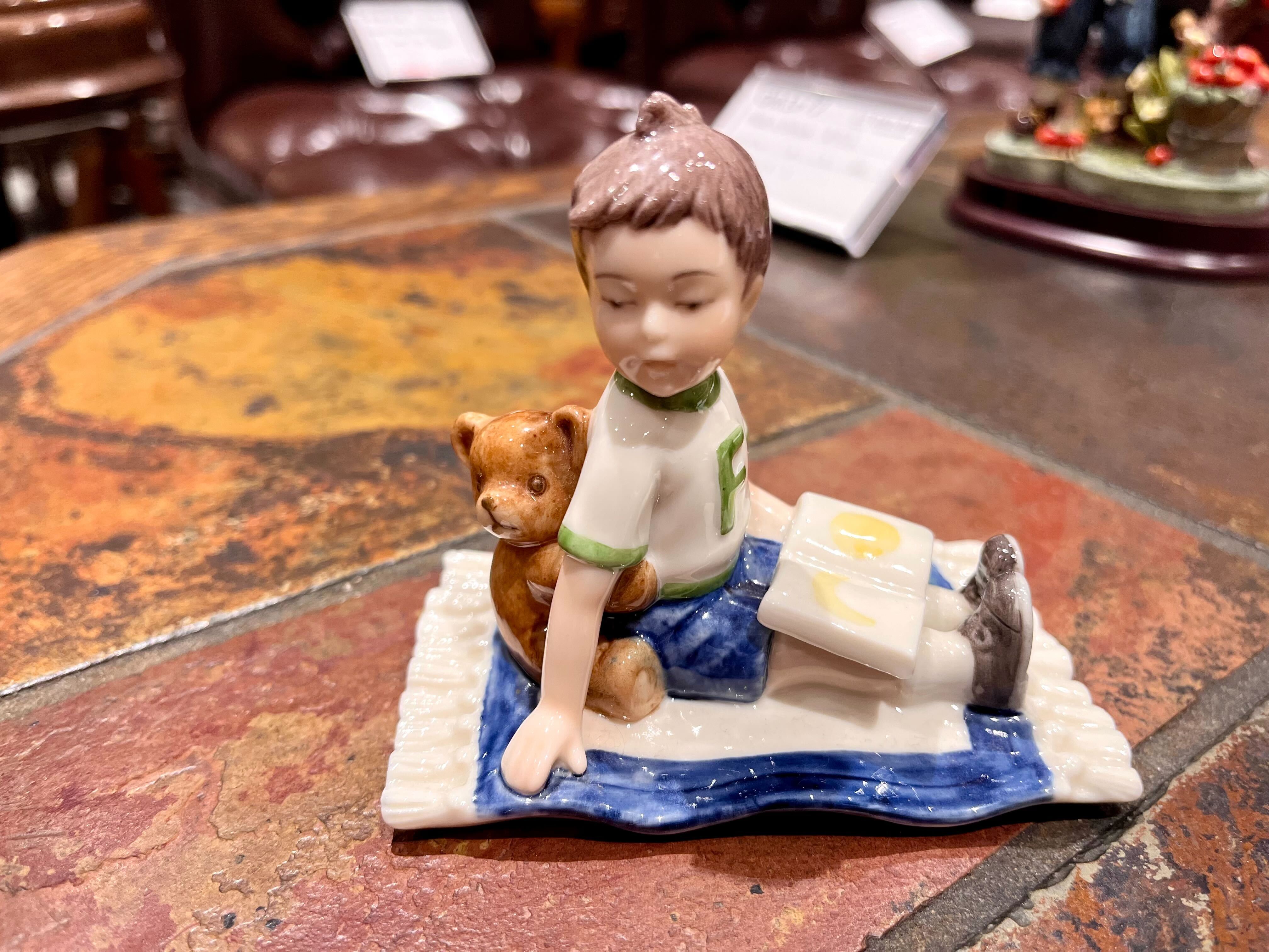 GMIO16A◯ロイヤルコペンハーゲン 2001年 Emma&Frederik フィギュリン