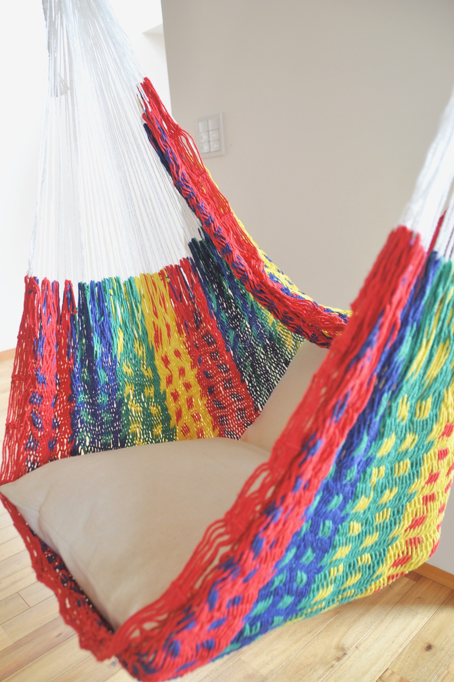 セール！メキシカンハンモックチェア（ネット）ラージ「マルチカラーA