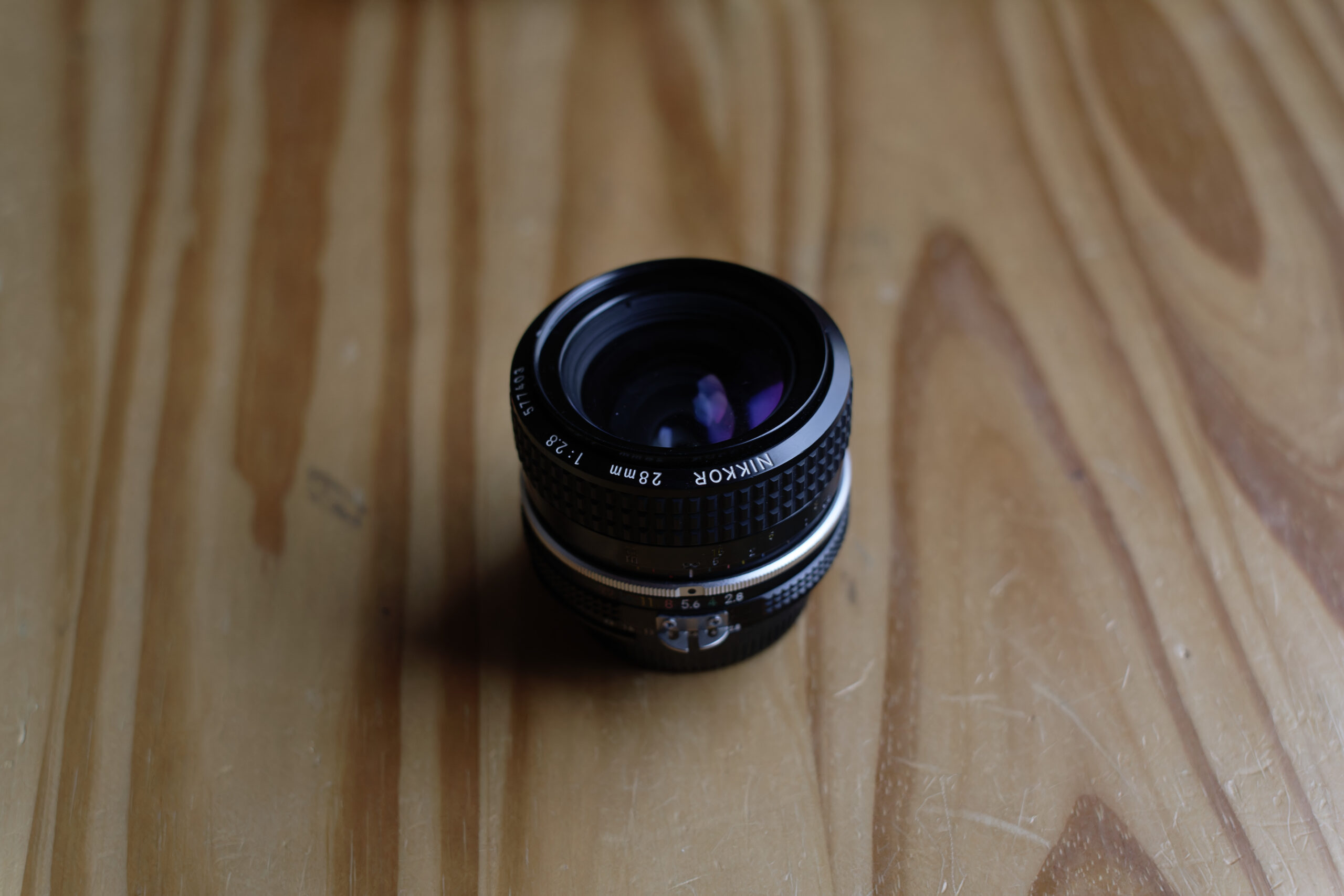 初心者でも簡単MF！】AI Nikkor 28mm f/2.8Sの使い方と作例集！失敗