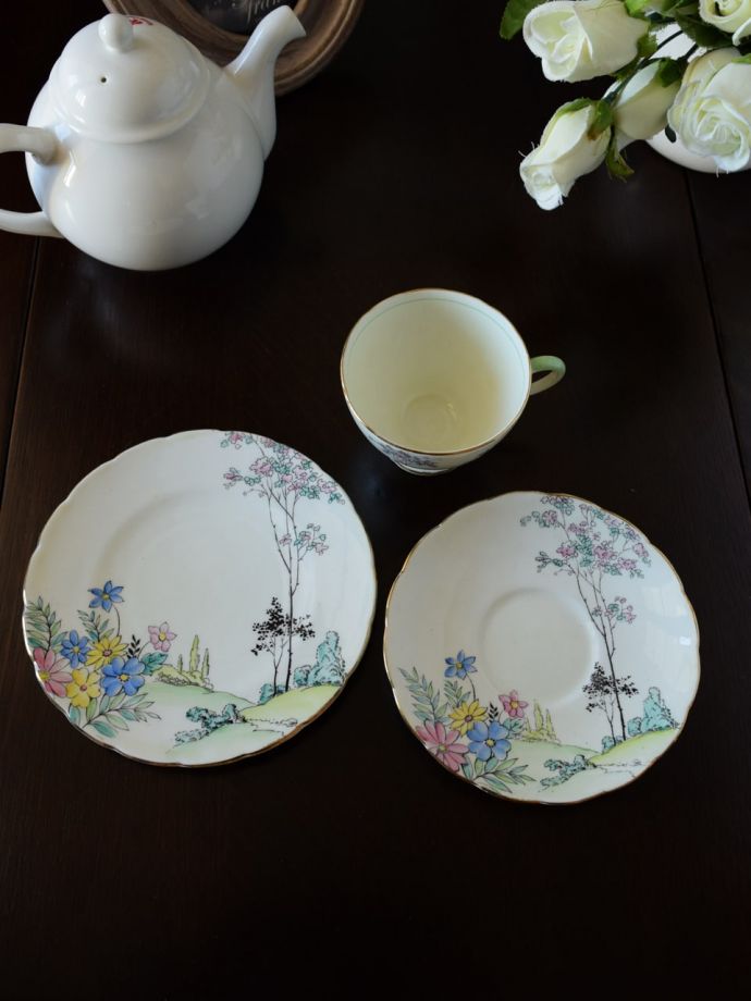 イギリスのアンティーク食器、フォーリーチャイナ（E.Brain＆Co.Ltd