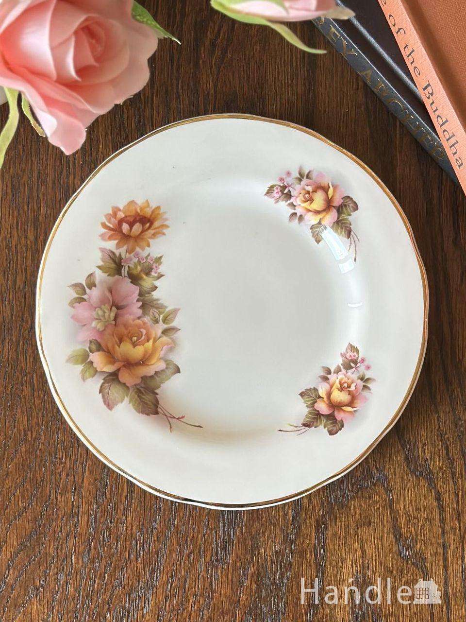 イギリスから届いたビンテージプレート、 CROWN TRENTのおしゃれな