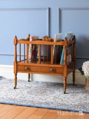 英国アンティークのおしゃれなマガジンラック、ウォールナット材の