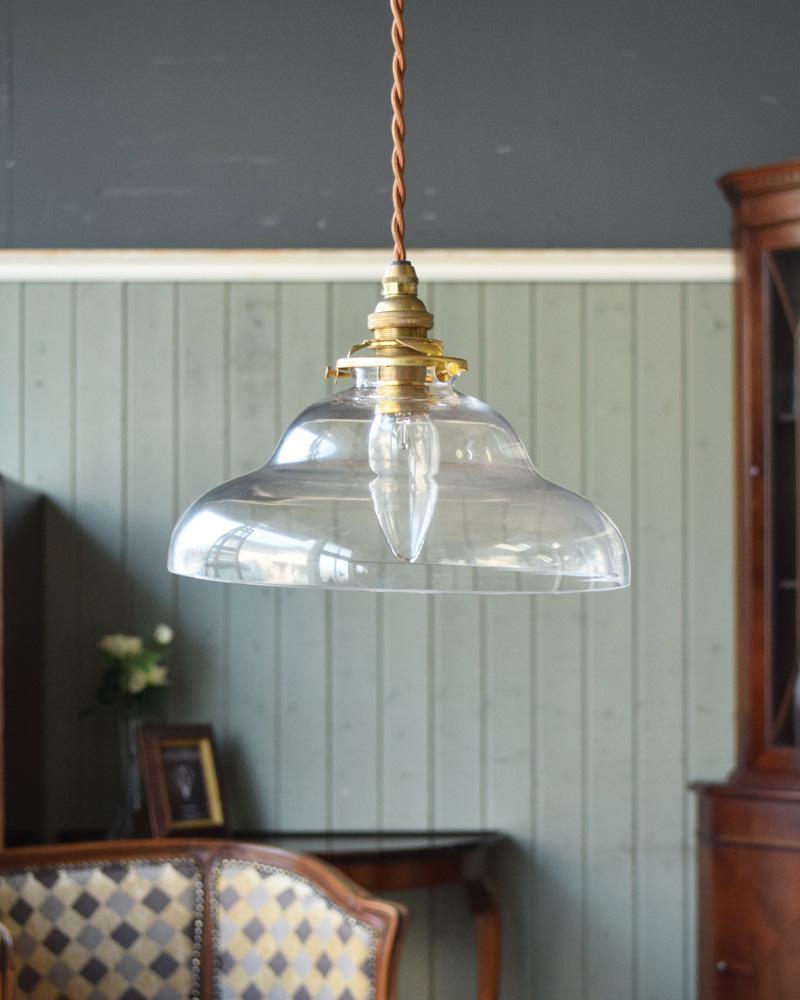 クリアガラスがキレイなペンダントライト（コード・シャンデリア球