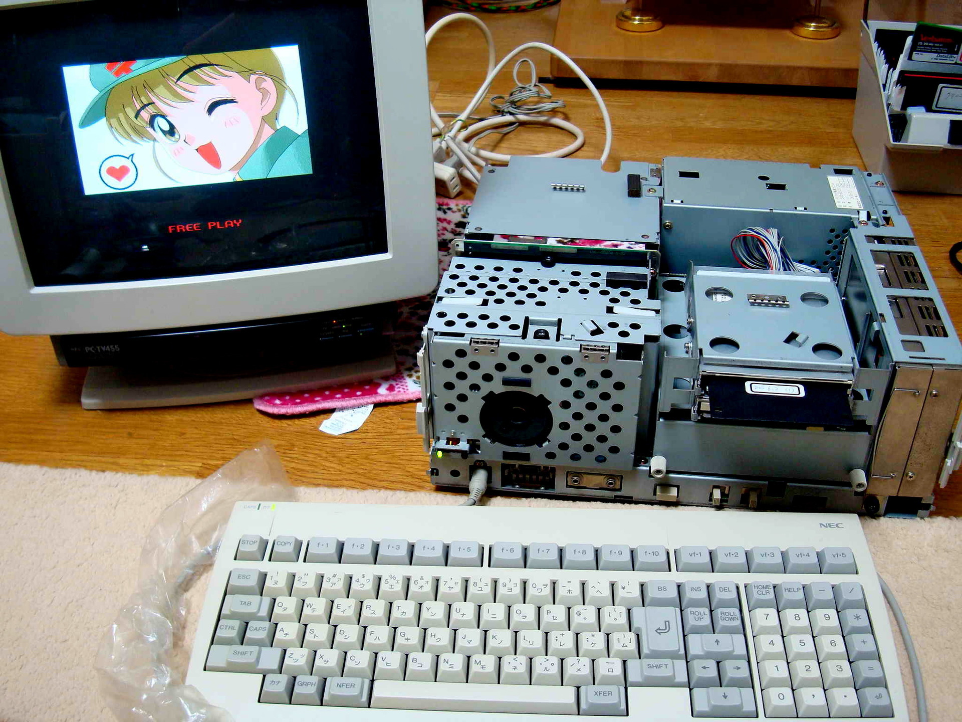 NEC PC-9821AP初代のドライブの修理と内臓HDDをCFカード化をしま