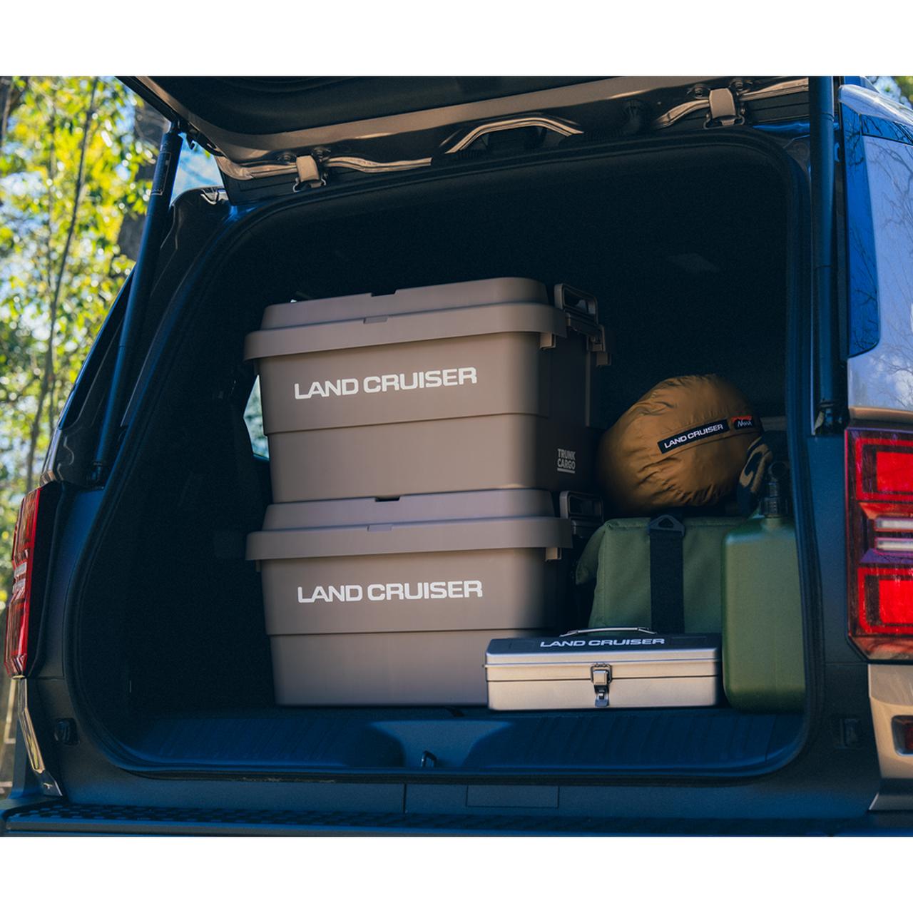 ランドクルーザー×トランクカーゴ】イケてるコラボモデル登場！ロゴ