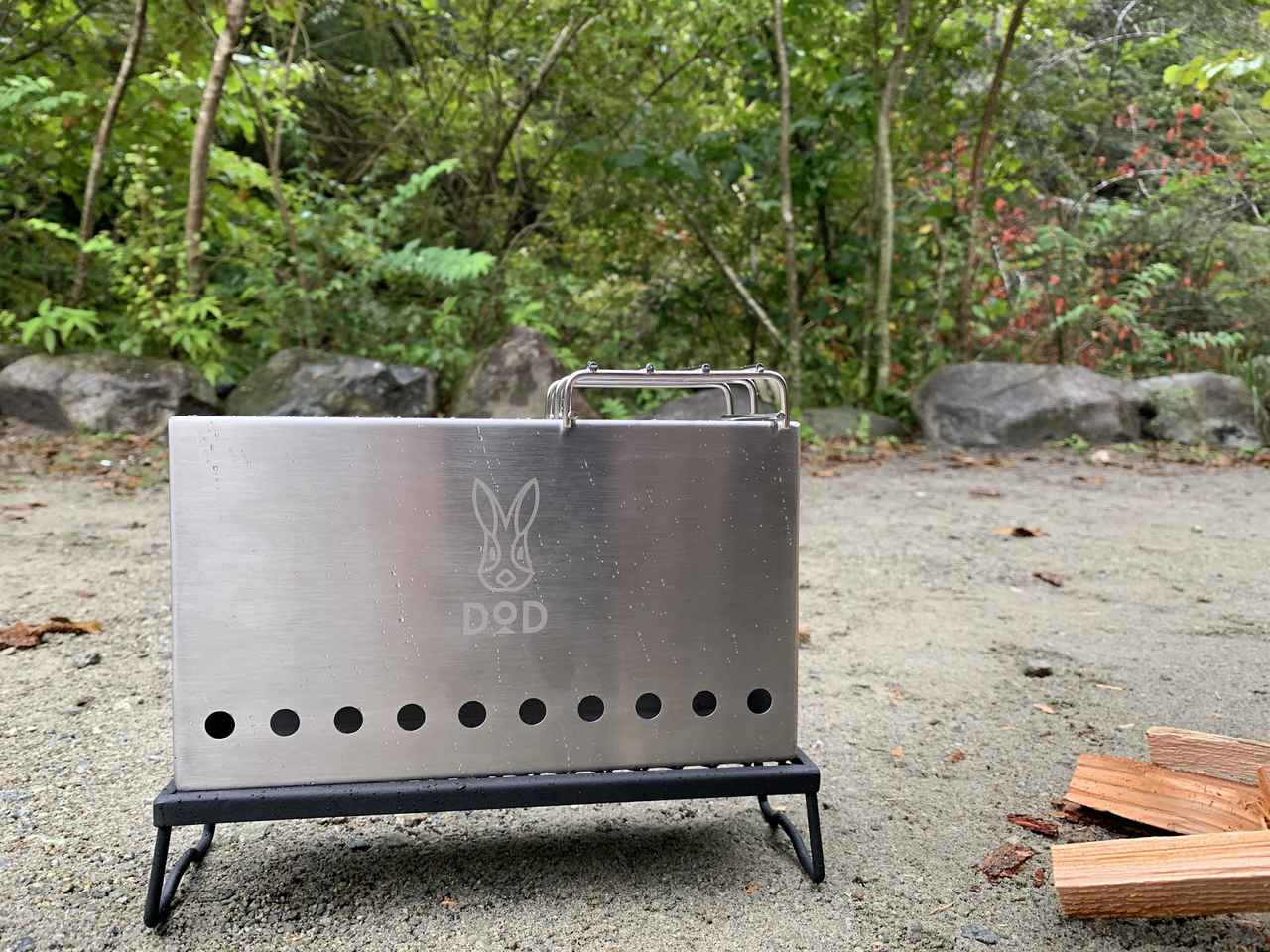 焚き火台】DODの「ぷちもえファイヤー」をレビュー 料理もできる片手