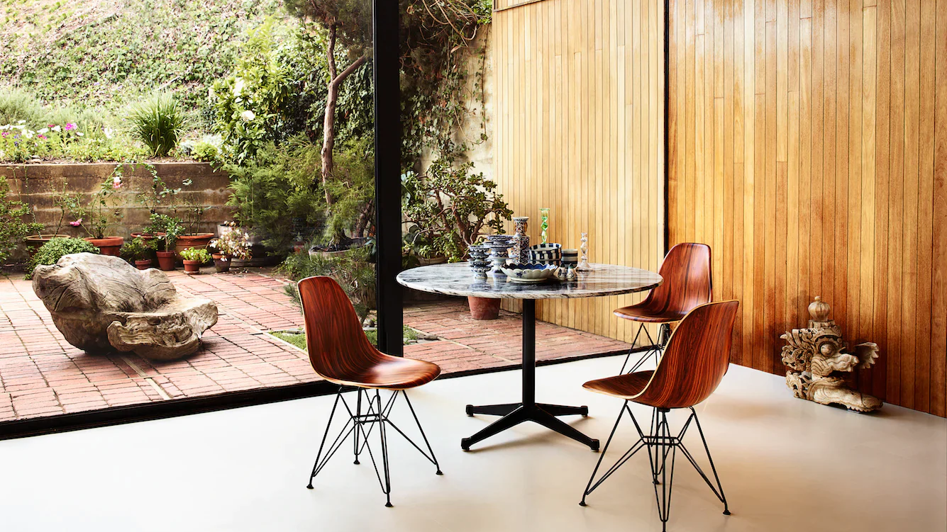 イームズウッドシェルチェア - 4レッグベース | ハーマンミラーストア