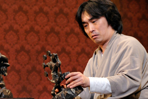 歴代公演：悪魔が来りて笛を吹く | 劇団ヘロヘロQカムパニー