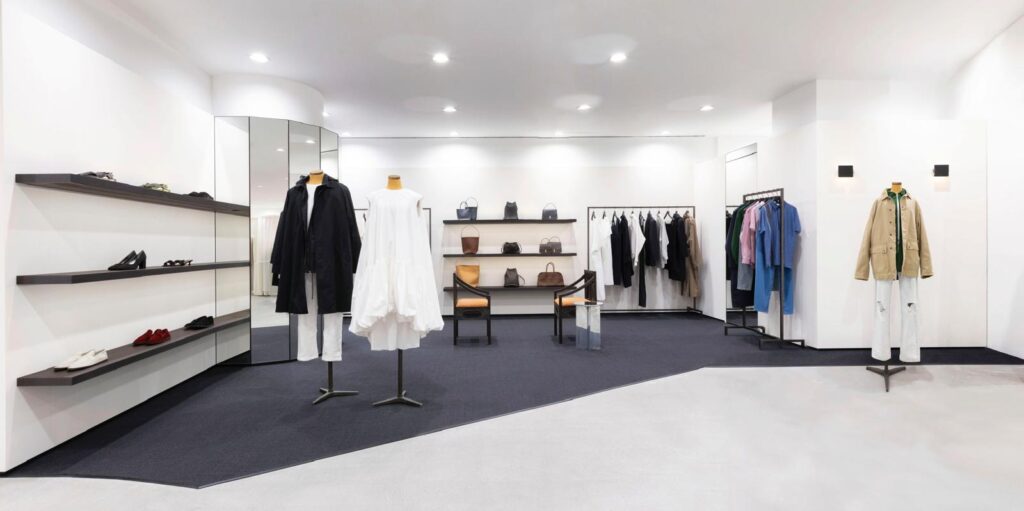 THE ROW、DOVER STREET MARKET GINZA店をリニューアルオープン。期間