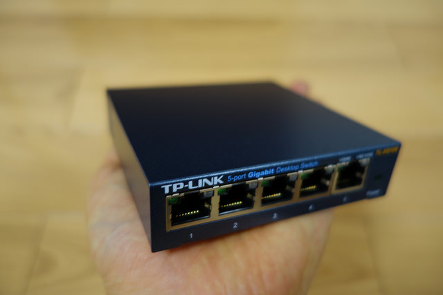 レビュー】男子が大好きスイッチングハブ、TP-LINK 5ポート ギガビット
