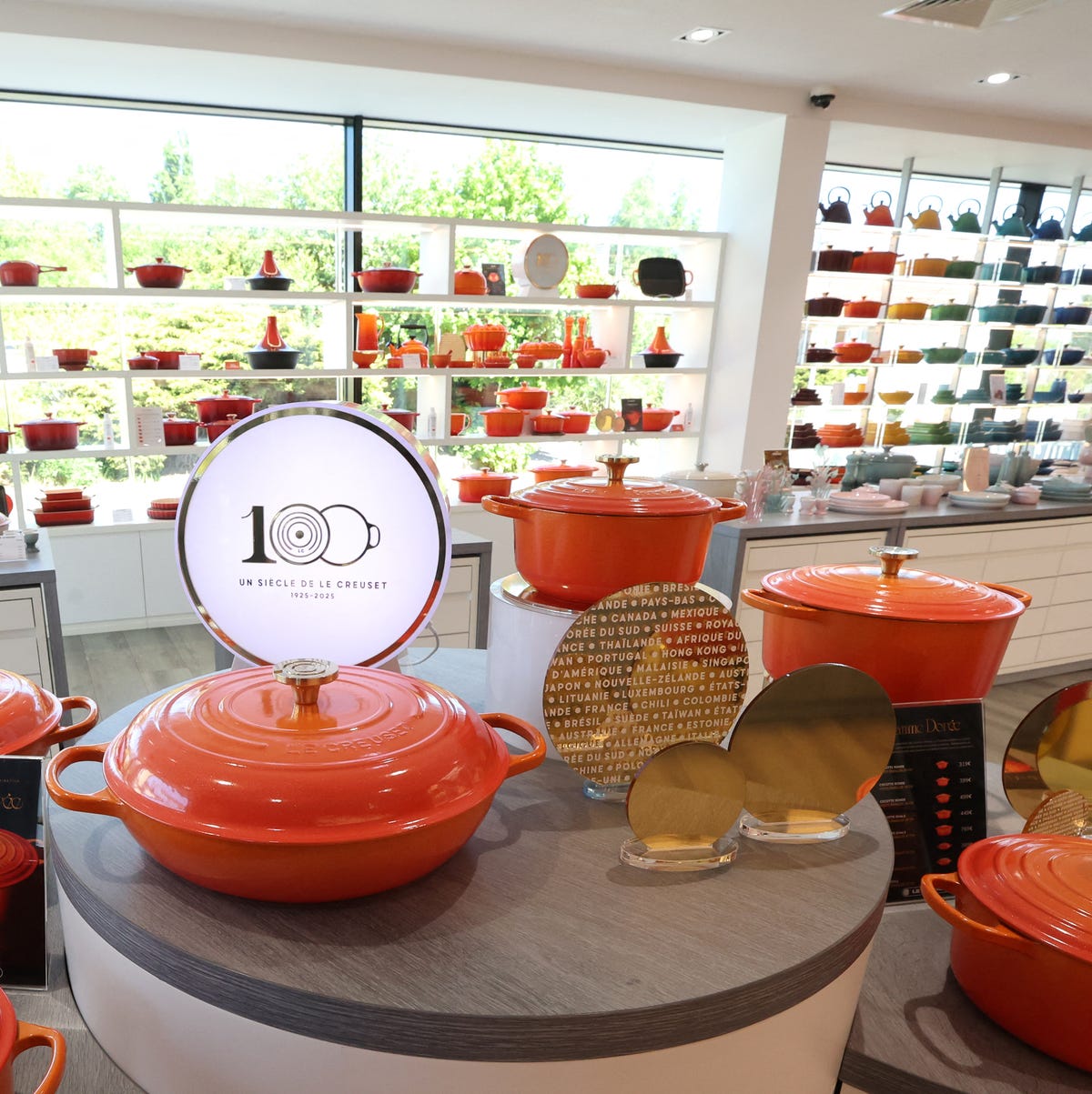 ル・クルーゼのセールイベント、米で大炎上 『中身が詐欺』ファン激怒