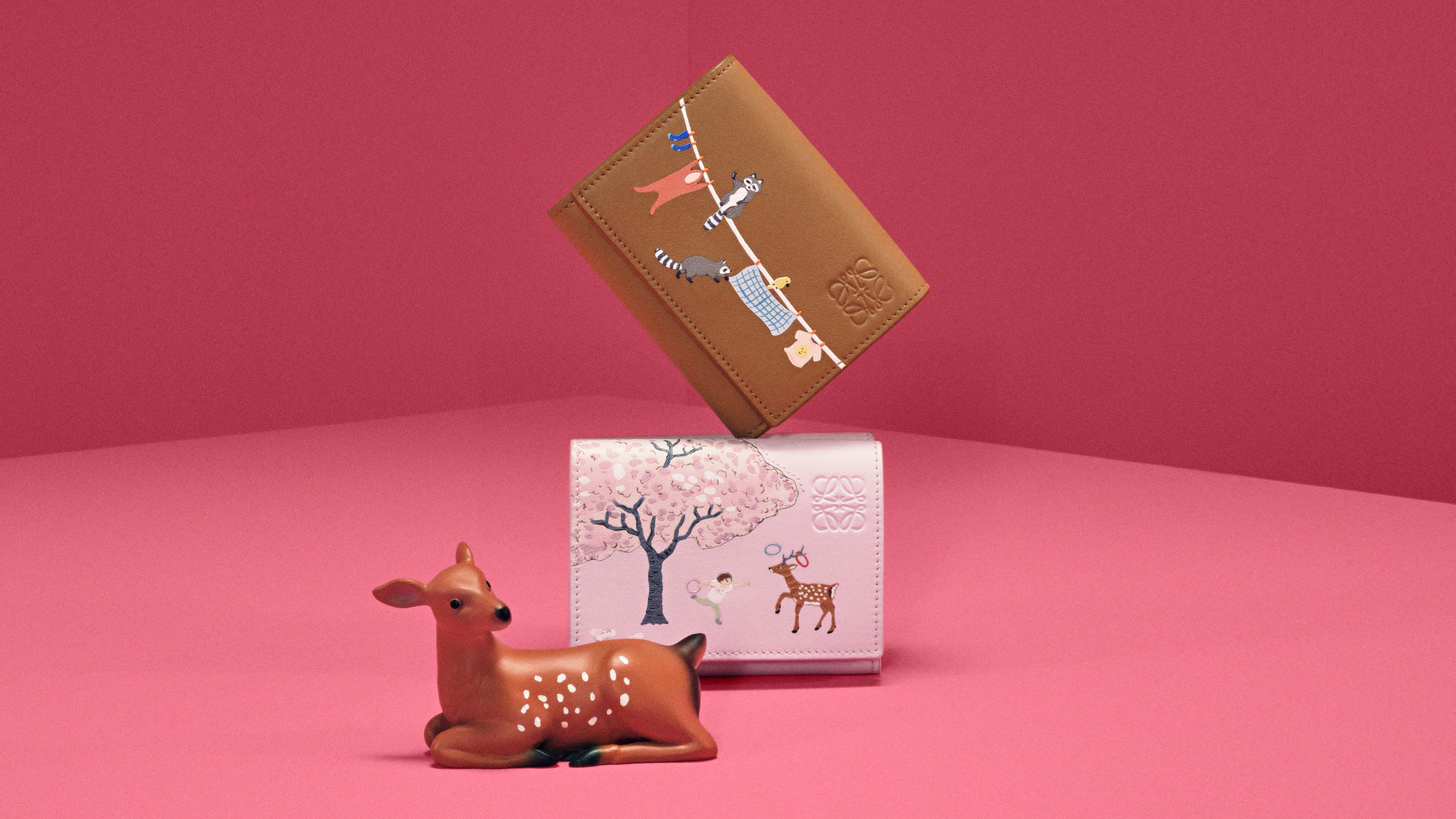 ロエベとスナ・フジタのコラボコレクションが発売！日本限定アイテムが