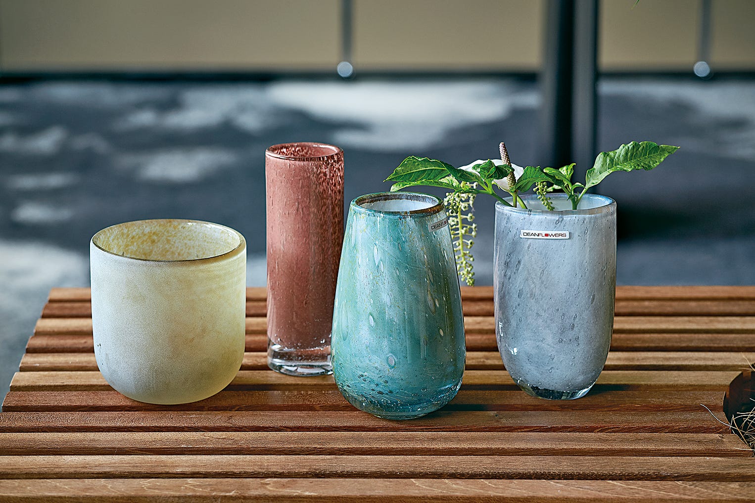 プロのフローリストに愛される花瓶、ヘンリーディーンの魅力