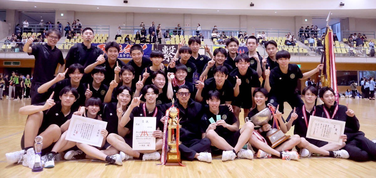 高校バレー】男子・静清が7年ぶりV 今年度で勇退・山内総監督の思い
