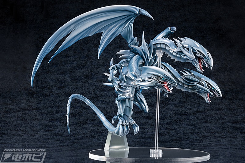 遊☆戯☆王デュエルモンスターズ』青眼の究極竜が全高約35センチの大