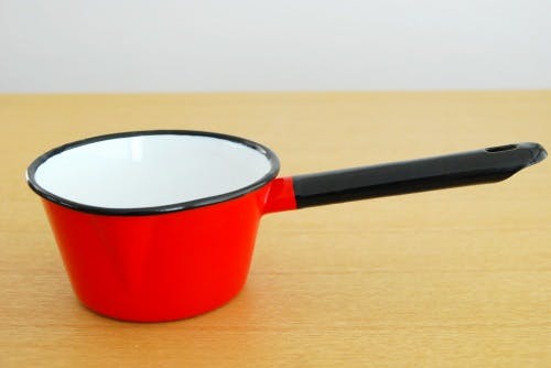 デンマークで見つけたホーロー製ミルクパン（レッド） - 北欧、暮らし