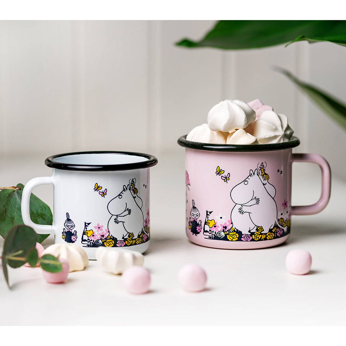 Moomin ムーミン Muurla ムールラ ホーローマグ（ハグ / 370ml）｜北欧雑貨