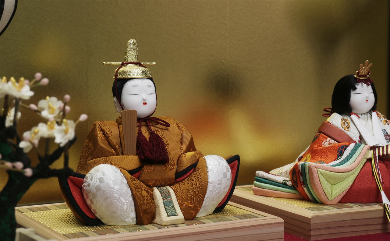 鈴木賢一の雛人形 木目込 「以和喜 黄櫨染」
