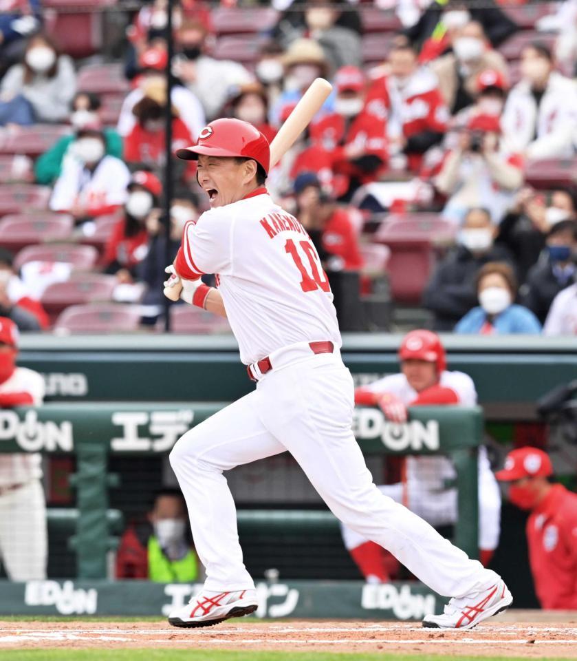 カープの金本知憲氏 20年ぶり復活 レジェンドゲームでユニホーム姿