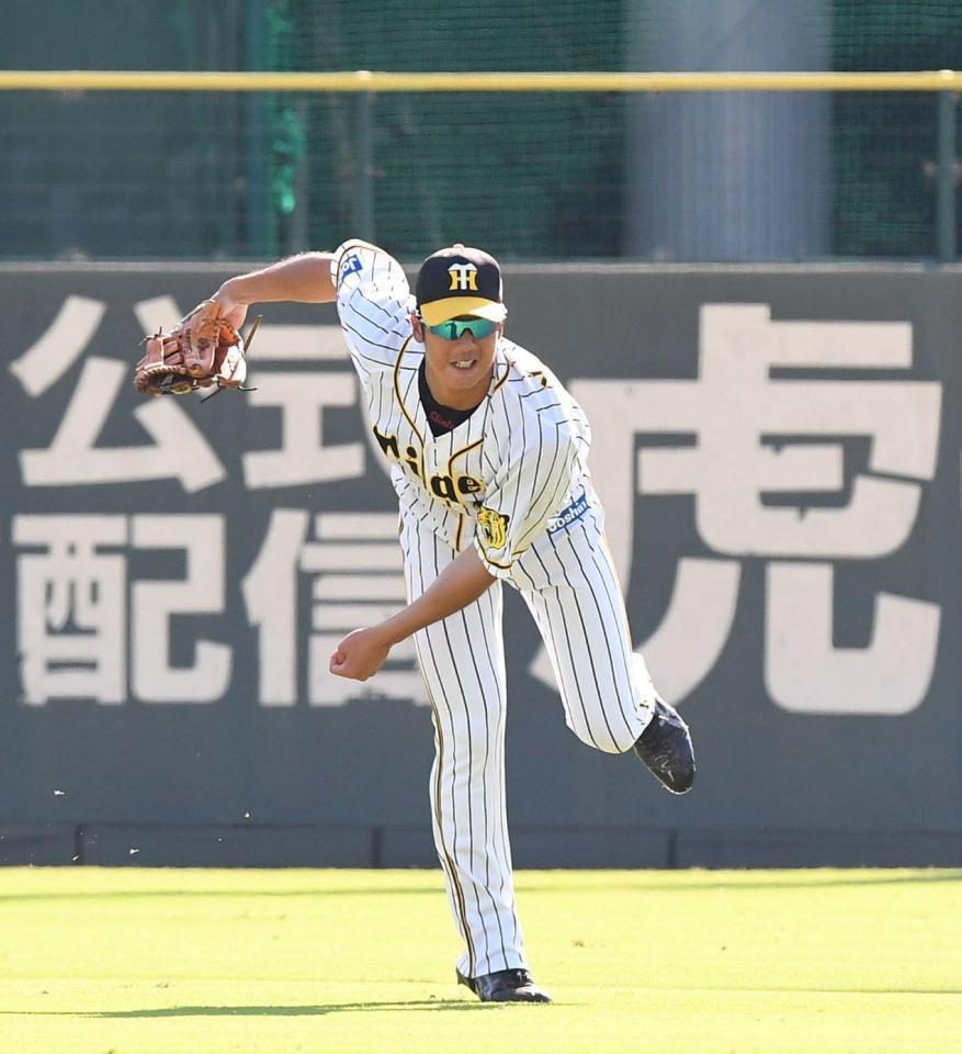 横田 最後の“復帰戦”でレーザービーム 見守る選手、多くが涙/阪神