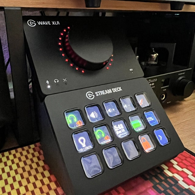 MK2 Stream Deck and Wave XLR Stand - Etsy