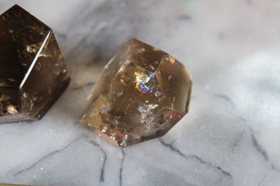 虹の付いたスモーキークォーツフリーフォーム - Etsy 日本