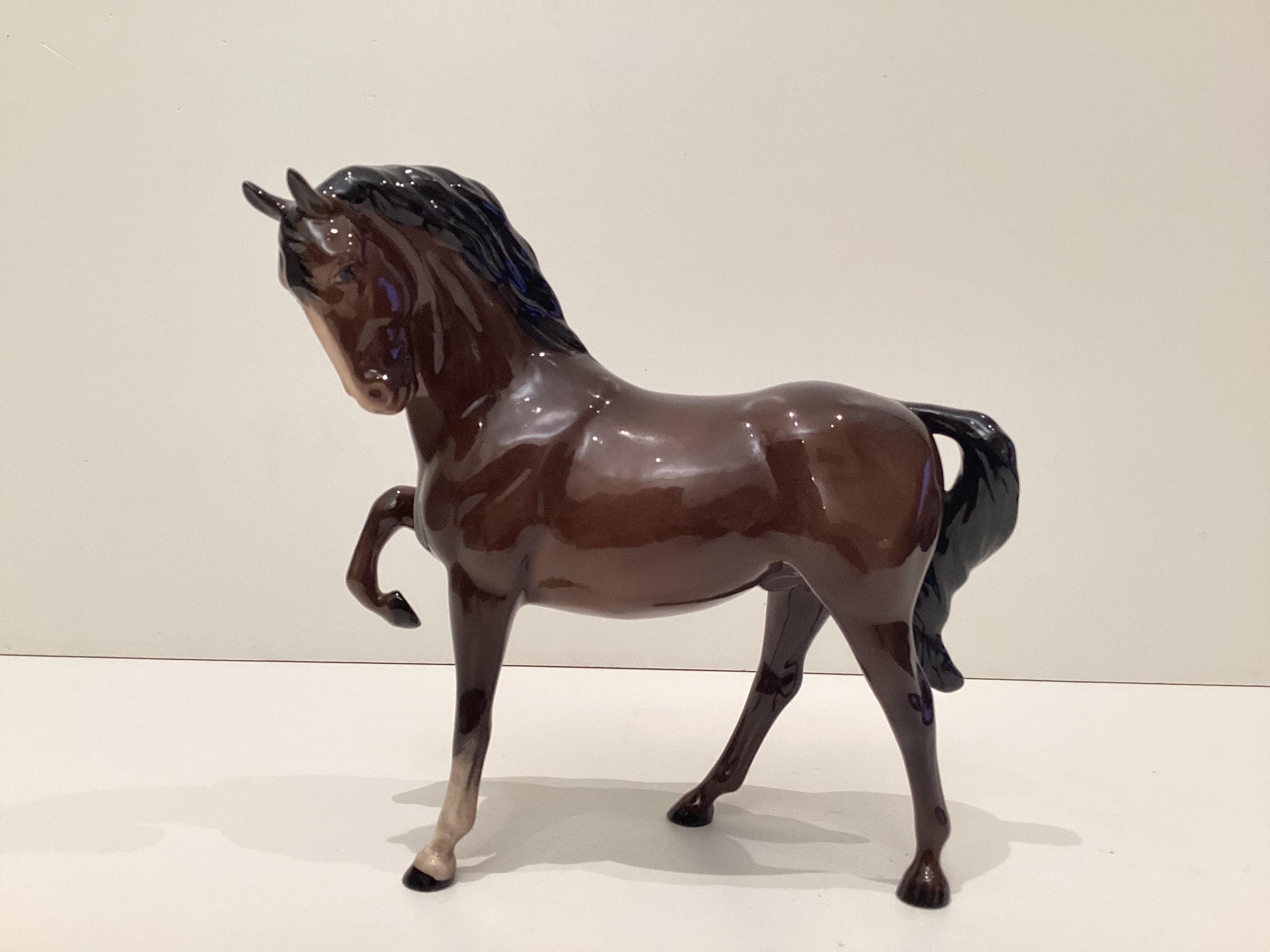 ヴィンテージ磁器製馬｜ロイヤルドルトン 1950年代 英国製置物 手描き